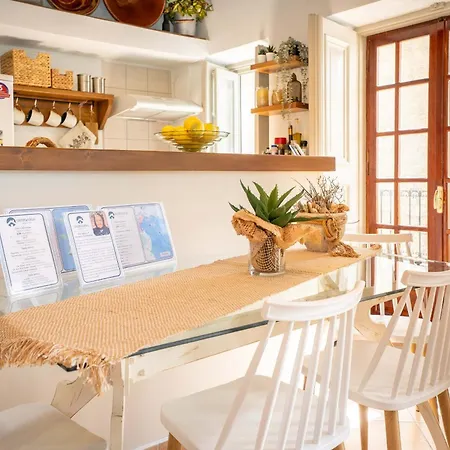 Ouranias House Feriehus *