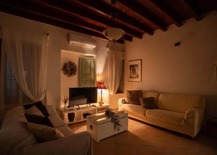 펜션 Ouranias House