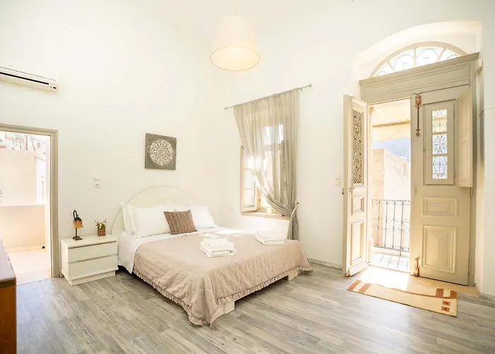 펜션 Ouranias House *